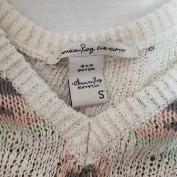 Boho Sweater - Picture 6 of 9